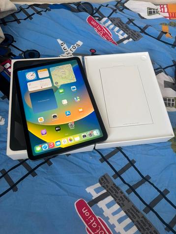 iPad Air 5 64 GB m1, Ophalen of Verzenden, Zo goed als nieuw