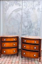 PAAR THEODORE ALEXANDER ALTHORP NACHTKASTJES, Huis en Inrichting, Slaapkamer | Nachtkastjes, Ophalen, Zo goed als nieuw