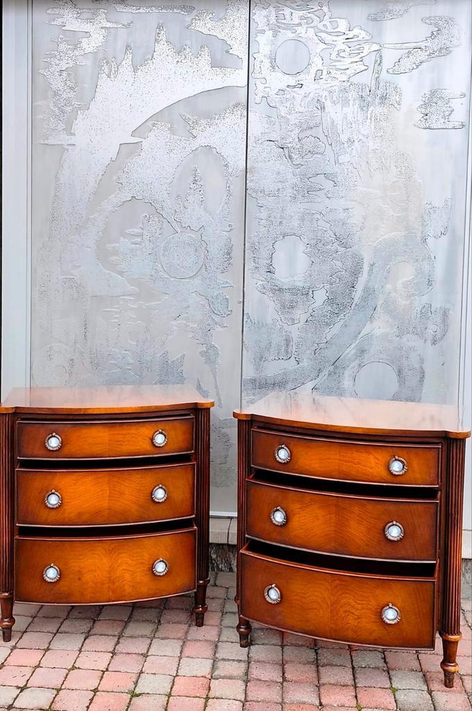 PAAR THEODORE ALEXANDER ALTHORP NACHTKASTJES, Huis en Inrichting, Slaapkamer | Nachtkastjes, Zo goed als nieuw, Ophalen