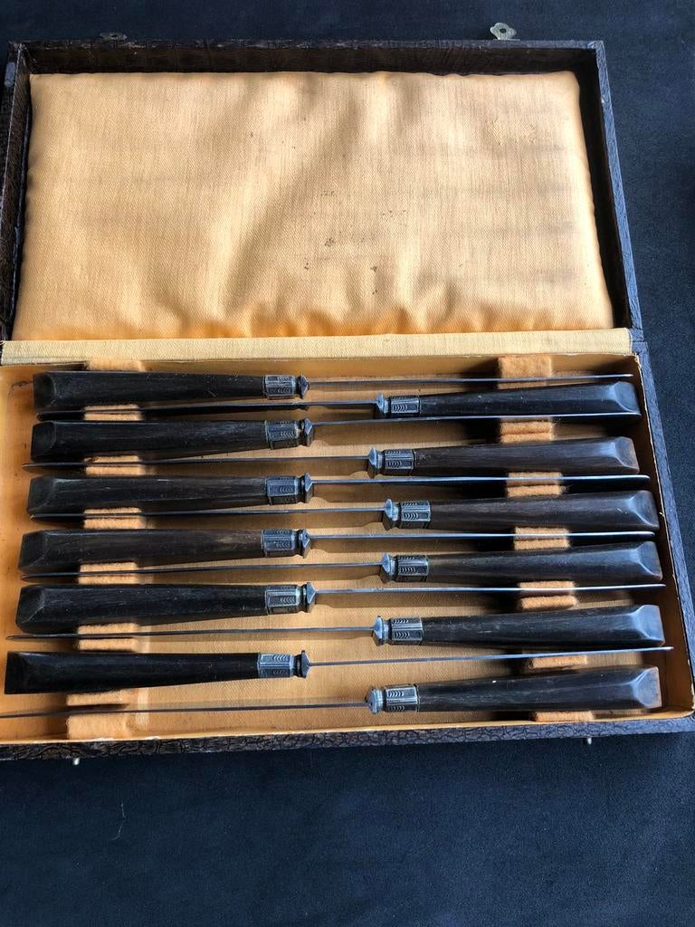 Art deco Messenset in Hoorn in originele doos, Antiek en Kunst, Antiek | Bestek, Ophalen of Verzenden