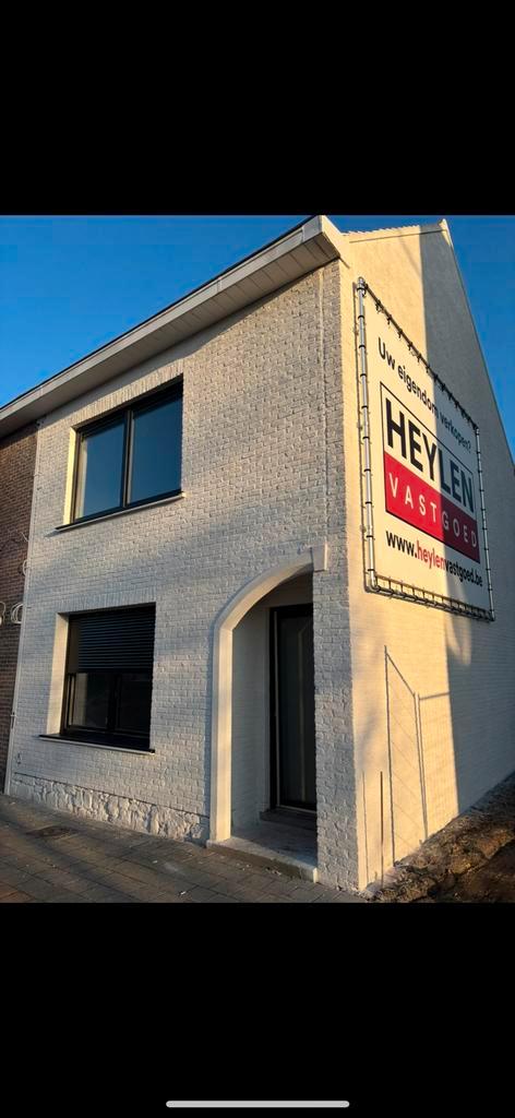 Hob Huis te koop ZELE, Immo, Maisons à vendre, Province de Flandre-Orientale, 200 à 500 m², Maison de coin, B