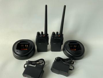 2 x talkie-walkie Motorola GP344 entièrement remis à neuf 