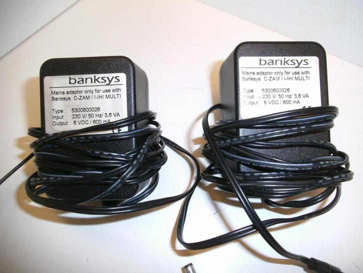 Lot van 7 stroomadaptors, Elektronische apparatuur, Overige elektronische apparatuur, Gebruikt, Ophalen of Verzenden