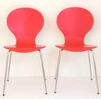 Twee stoelen in mierenstijl, Huis en Inrichting, Stoelen, Ophalen, Rood, Metaal, Twee