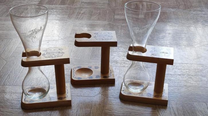 2 Pauwels Kwakglazen met  3 houders, samen voor mooie prijs., Huis en Inrichting, Keuken | Servies, Zo goed als nieuw, Ophalen