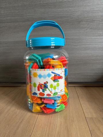 Bristle blocks dreamland beschikbaar voor biedingen