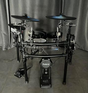 Roland TD-15 drumset beschikbaar voor biedingen