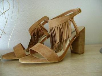 Nieuwe schoenen - mt 41 beschikbaar voor biedingen