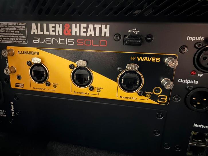 Waves V3 I/O-kaart voor Avantis & dLive, Musique & Instruments, Tables de mixage, Comme neuf, Enlèvement