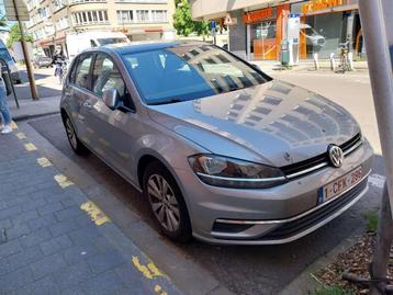 Volkswagen Golf 1.6 SCR TDi Highline *Toit* Capteurs Av/Ar* beschikbaar voor biedingen