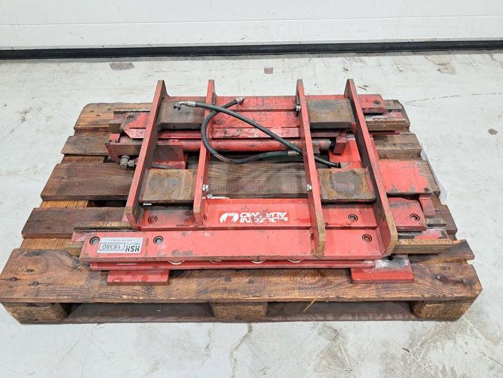 BOLZONI AURAMO KB14YKA, Zakelijke goederen, Machines en Bouw | Heftrucks en Intern transport, Voorzetapparatuur, Overige aandrijving