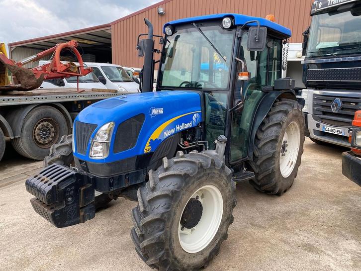 New holland T4040, Zakelijke goederen, Landbouw | Tractoren, New Holland, Ophalen of Verzenden