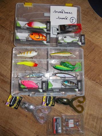 Box snoek -snoekbaars kunstaas beschikbaar voor biedingen