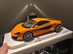 1/18 McLaren 570S - AutoArt, Enlèvement ou Envoi