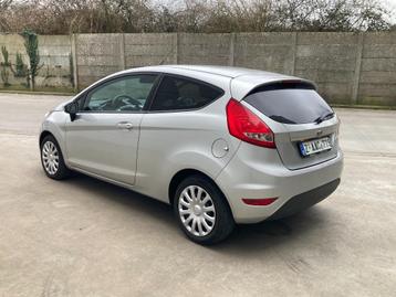 Ford Fiesta 1.3 benzine 2012 met 104000km*garantie*perfect* beschikbaar voor biedingen