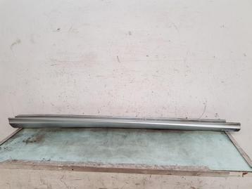 SIDESKIRT RECHTS A (W176) (|A24669806549999|A2466980654|) beschikbaar voor biedingen