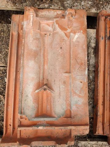 Ongeveer 170 dakpannen (Tuca Turnhout), Doe-het-zelf en Bouw, Dakpannen en Dakbedekking, Ophalen, Zo goed als nieuw