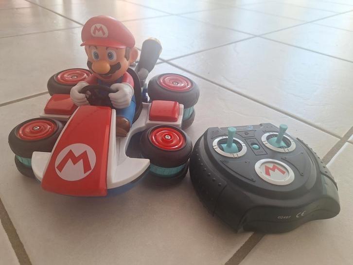 Super Mario Kart - Mini Anti-Gravity RC Racer - Nintendo, Kinderen en Baby's, Speelgoed |Speelgoedvoertuigen, Zo goed als nieuw