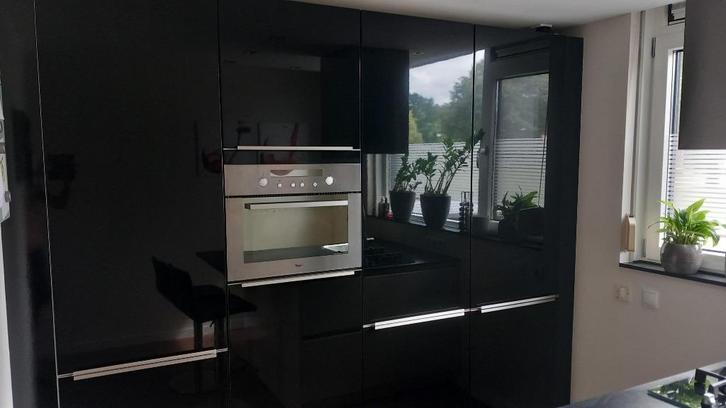 Moderne wit-zwarte hoogglans eilandkeuken GEDEMONTEERD, Huis en Inrichting, Keuken | Complete keukens, Zo goed als nieuw, Overige typen