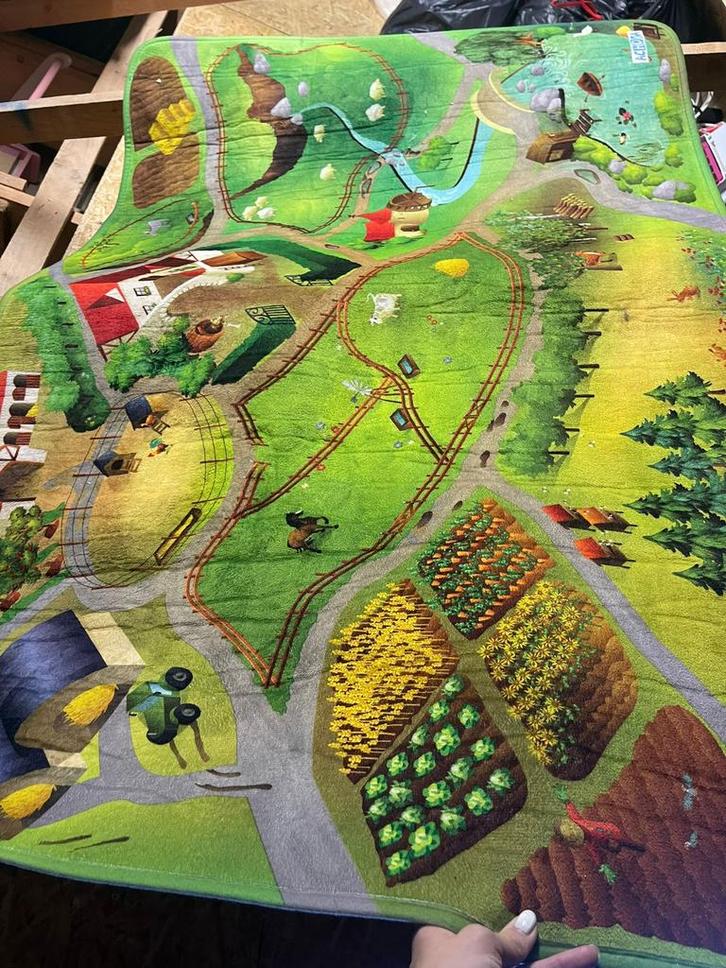 Tapis de jeu enfant Achoka – ferme / campagne, Enfants & Bébés, Jouets | Autre, Comme neuf, Garçon ou Fille, Enlèvement
