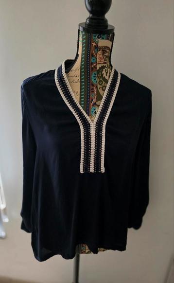 Taille M neuve, état neuf, Enlèvement, Comme neuf, Taille 38/40 (M)