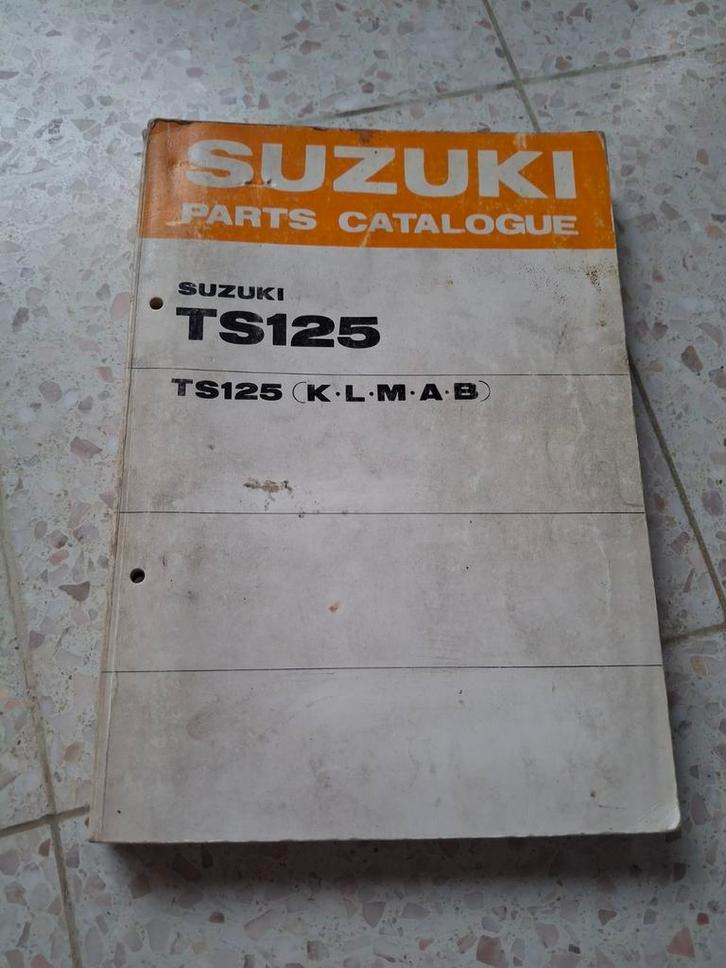 Suzuki TS125 K, L, M, A, B models. Parts Manual, Motos, Modes d'emploi & Notices d'utilisation, Suzuki, Enlèvement ou Envoi