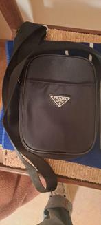 Prada tasje, Ophalen of Verzenden