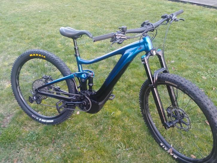 VTT electrique GIANT TRANCE E SUSPENSIONS FOX ET SHIMANO XT, Fietsen en Brommers, Fietsen | Mountainbikes en ATB, Zo goed als nieuw