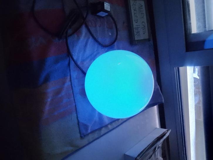 tafellamp bol ikea meerkleurig vaste kleur of afwisselend, Huis en Inrichting, Lampen | Tafellampen, Gebruikt, Minder dan 50 cm