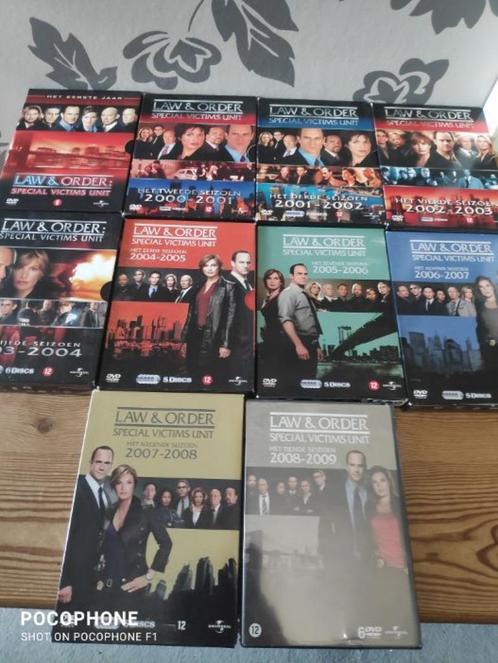 LAW & ORDER S.V.U. - Seizoen 1 t/m 10, CD & DVD, DVD | TV & Séries télévisées, Comme neuf, Action et Aventure, Coffret, À partir de 12 ans