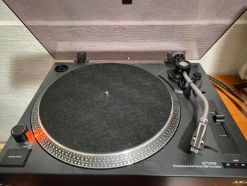 AKAI ATTo5u  beschikbaar voor biedingen