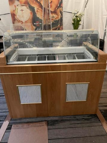IJs vitrine  beschikbaar voor biedingen
