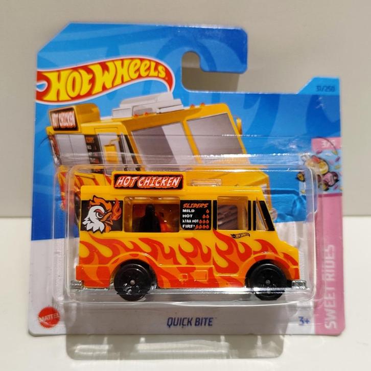 Hot Wheels Quick Bite Chicken Food Truck (2023), Hobby en Vrije tijd, Modelauto's | Overige schalen, Ophalen of Verzenden