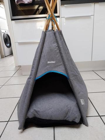 grijze tippi tent met dik zacht stervormig kussen  beschikbaar voor biedingen
