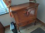 Eiken Tv kast, Ophalen