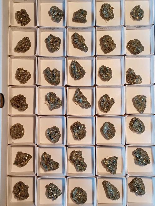 Mooie blokjes pyriet uit Peru - uit te kiezen aan 10€/stuk, Verzamelen, Mineralen en Fossielen, Mineraal, Ophalen of Verzenden