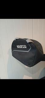 Tas motor helm, Ophalen