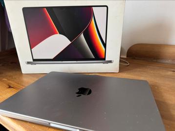 Apple 2021 Macbook pro M1 Pro chip 512gb beschikbaar voor biedingen