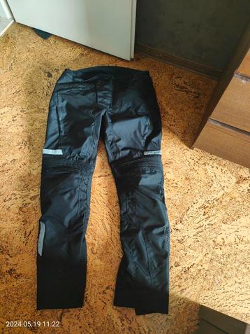 Pantalon très bonne qualité XL