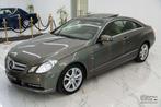 Mercedes-Benz E 220 CDI coupe Facelift elegance! Pano, Xeneo, Auto's, Achterwielaandrijving, Gebruikt, Beige, 4 cilinders