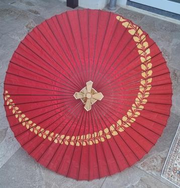 Grote (vermoedelijk) Japanse parasol beschikbaar voor biedingen