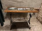 Petite table pour journaux ou bois, Antiquités & Art, Antiquités | Machines à coudre, Enlèvement