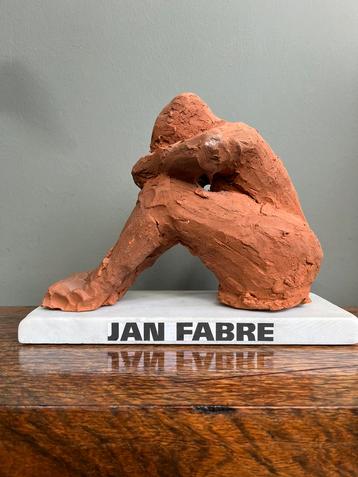 JAN FABRE : terra cotta beschikbaar voor biedingen