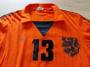 Oud vintage nederland shirt adidas beschikbaar voor biedingen