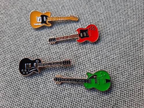 4 Mooie gitaren pins te koop, Verzamelen, Overige Verzamelen, Nieuw, Ophalen of Verzenden