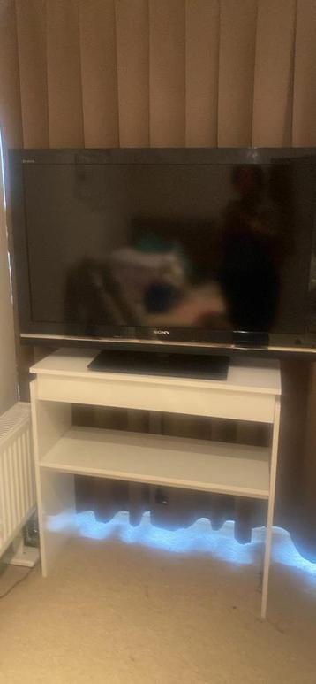 Télévision sony avec son meuble beschikbaar voor biedingen