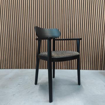 Thonet 118 F - Armstoel - Zwart gelakt beuken beschikbaar voor biedingen