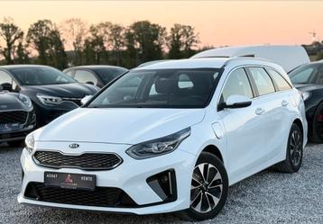 Kia Ceed SW 1.6 GDi PHEV - NAVIGATION - CAR PLAY - TVAC beschikbaar voor biedingen