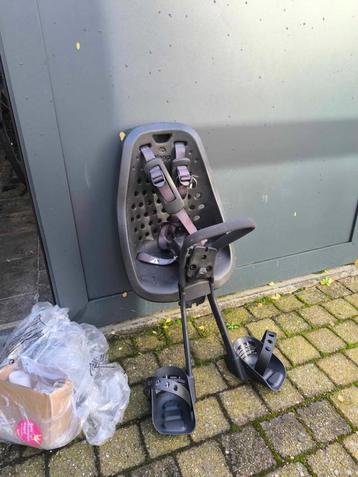 Gmg Yepp mini Thule (fietsstoeltje) beschikbaar voor biedingen