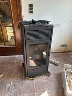 Pelletkachel - Italiana Camini - PIRO2 Plus (2022), Huis en Inrichting, Ophalen, Zo goed als nieuw, Pelletkachel, Vrijstaand